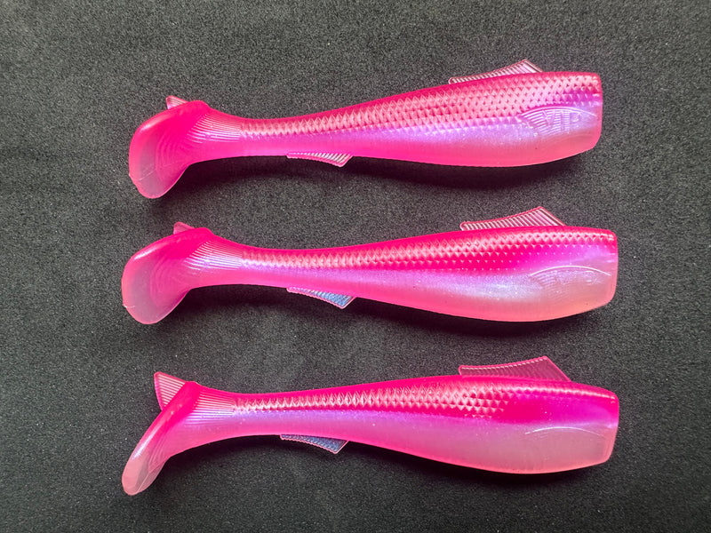 Load image into Gallery viewer, 4.5” VIP “Pearl/Pink” Swim Bait  (Single Bait)
