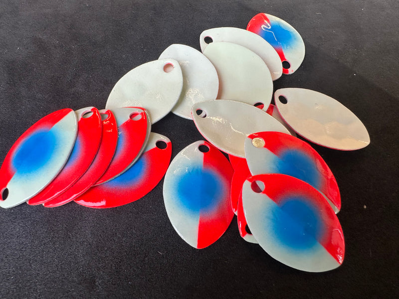 Load image into Gallery viewer, 3.5 Cascade "Glow Bronco" Spinner Blade (single blade)
