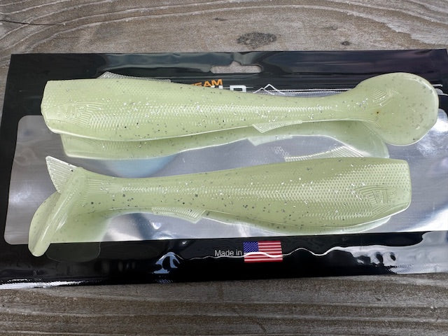 Load image into Gallery viewer, 7” Swim Bait “Glow” (2pk)
